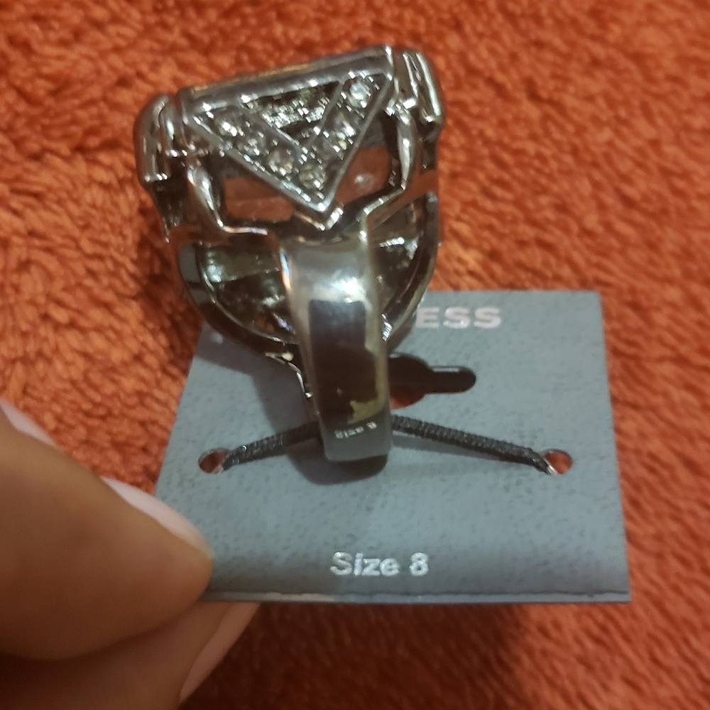 Express Ring size 8 - Picture 2 of 5